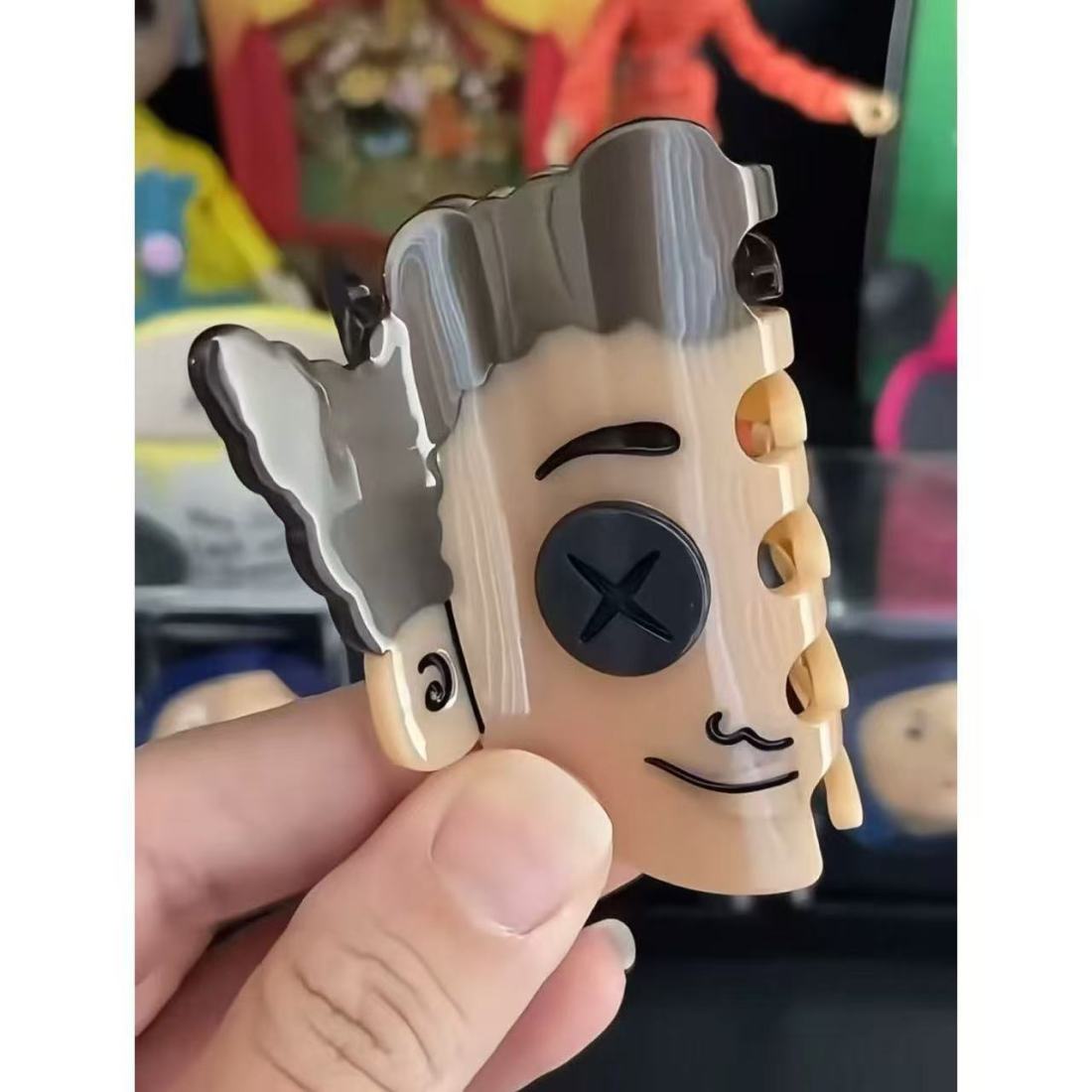 Button Eyes Hair Claw Clip