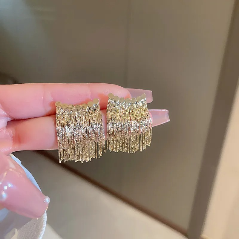 Curved Bar Long Tassel Earrings