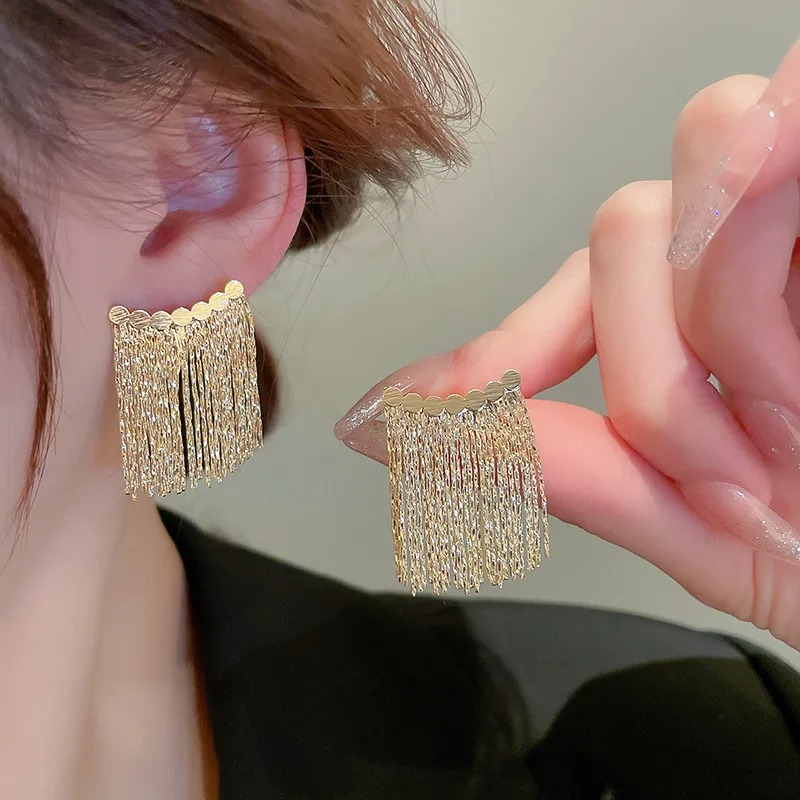 Curved Bar Long Tassel Earrings