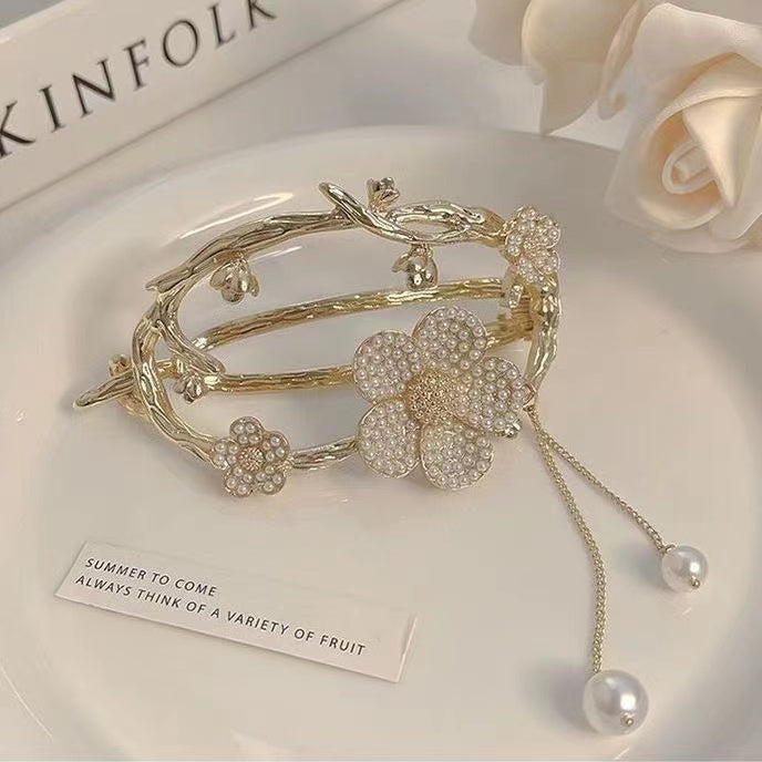 Unique Pearl Flower Tassel Pendant Hairpin