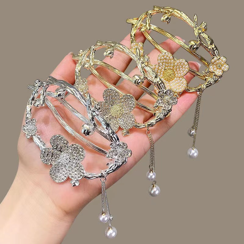 Unique Pearl Flower Tassel Pendant Hairpin