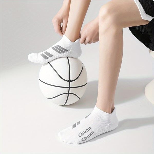🔥 Unisex Low-Cut No-Show Sports Socks