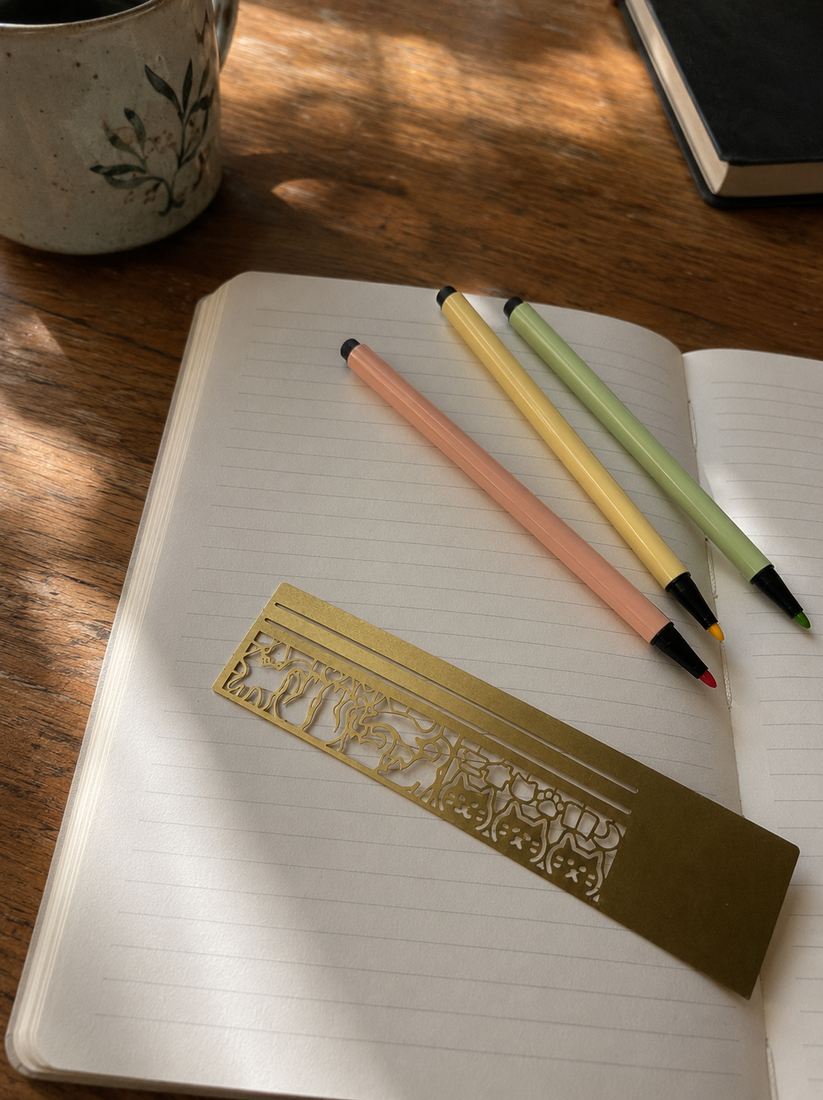 😻📏 Cat Lover’s 3-in-1 Metal Bookmark Ruler | Bookmark, Ruler & Coloring