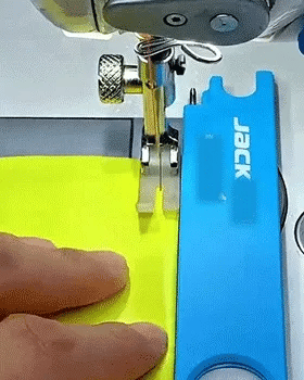 4-in-1 Needle Threader