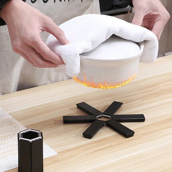 Creative Folding Heat Insulation Pad